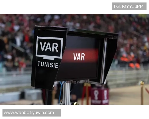 哈曼批评裁判缺乏VAR执法能力质疑迪亚斯越位判罚影响比赛公正性 哈曼批评裁判缺乏VAR执法能力质疑迪亚斯越位判罚影响比赛公正性