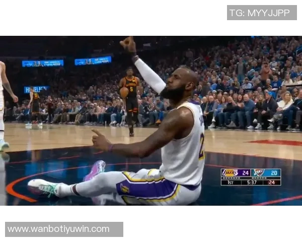 詹姆斯谈比赛防守表现与争议判罚的感受与看法